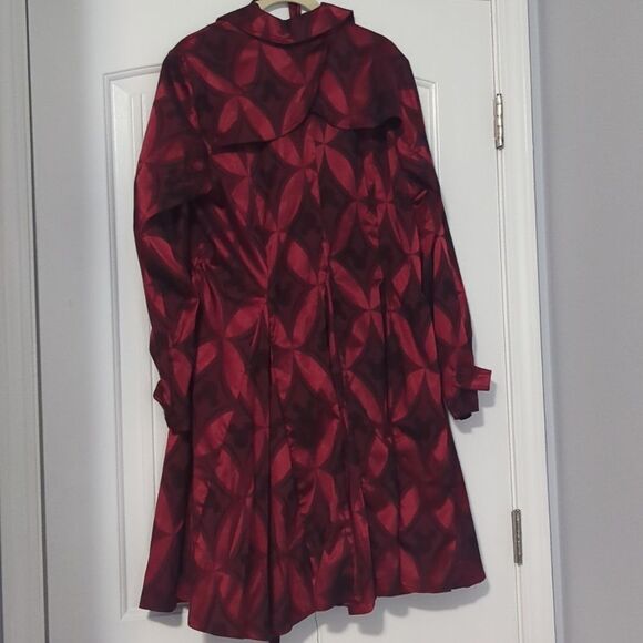 Toward Disney Mickey Jacquard Swing Trench Coat - Picture 6 of 6